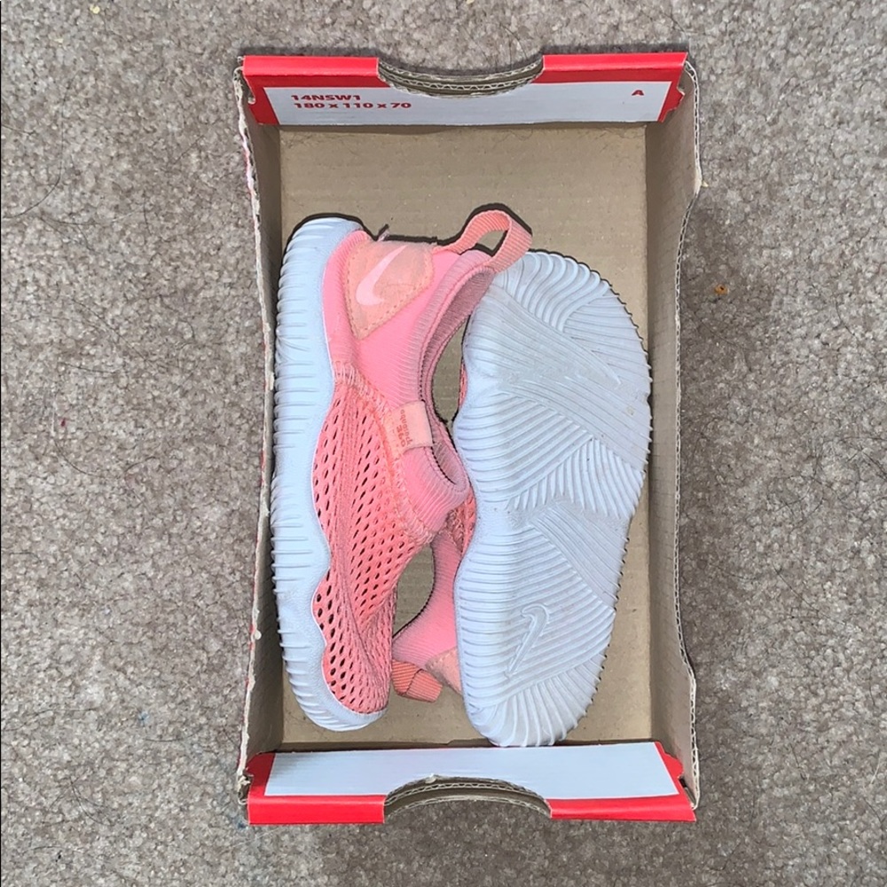 Nike Aqua Sock 360